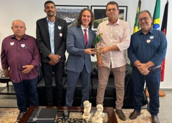 Em mais uma articulação, Manezinho consegue recursos de mais de R$ 3 milhões com senador Veneziano