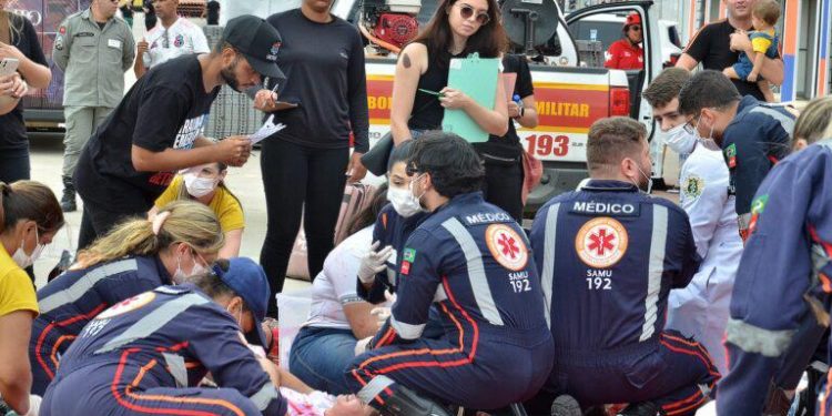 O MAIOR SÃO JOÃO DO MUNDO: Equipes de segurança realizam simulado de salvamento de vítimas de explosão e desabamentos, no Parque do Povo, na noite da próxima terça-feira