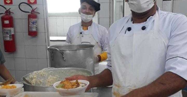 Prefeitura de Campina Grande destaca o trabalho dos Chefes de Cozinha do Restaurante Popular, que já contabiliza mais de 190 mil refeições servidas à comunidade