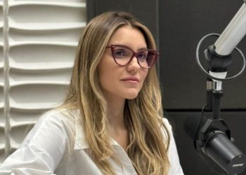 Juliana Cunha Lima defende política como instrumento de transformação e diz que decisão sobre candidatura será tomada com diálogo e serenidade