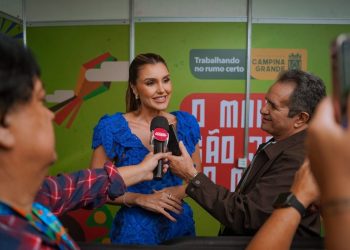“Coração feliz”: primeira-dama Juliana Cunha Lima celebra início do Maior São João do Mundo e exalta artesanato local