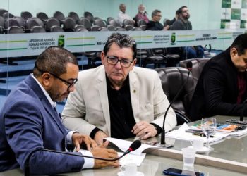 Câmara aprova REFIS 2025 e reajuste salarial para agentes públicos municipais