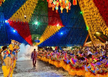 Segundo dia da Mostra das Campeãs n’O Maior São João do Mundo lota Pirâmide do Parque do Povo e evidencia potência das quadrilhas juninas