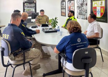 POLÍCIA MILITAR REALZA REUNIÃO DE PLANEJAMENTO DO EVENTO DE PENTECOSTES, EM PATOS.