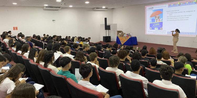 Seduc de Sumé realiza bizurada para alunos do 5º e 9º anos em preparação da prova Saeb