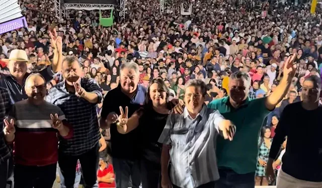 Sumé dá início ao São João 2025 com shows e grande público na Praça José Américo Sumé dá início ao São João 2025 com shows e grande público na Praça José Américo
