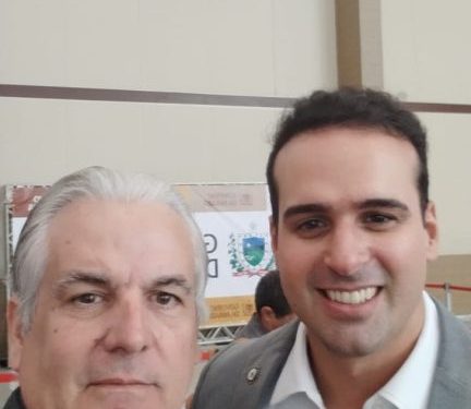 Vice-prefeito Cajó Menezes representa Monteiro em solenidade de liberação de emendas com o governador João Azevêdo