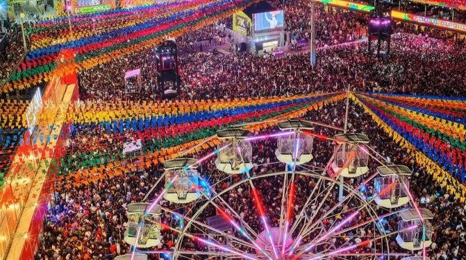 O Maior São João do Mundo: mais de 300 mil pessoas passaram pelo Parque do Povo no primeiro final de semana de festa O Maior São João do Mundo: mais de 300 mil pessoas passaram pelo Parque do Povo no primeiro final de semana de festa