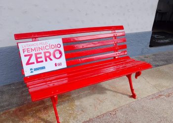 Cidade de Monteiro abraça campanha Feminicídio Zero – Bancos Vermelhos