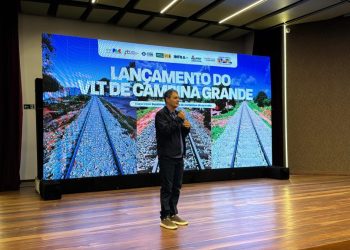 Romero Rodrigues prestigia solenidade de lançamento do VLT de Campina Grande