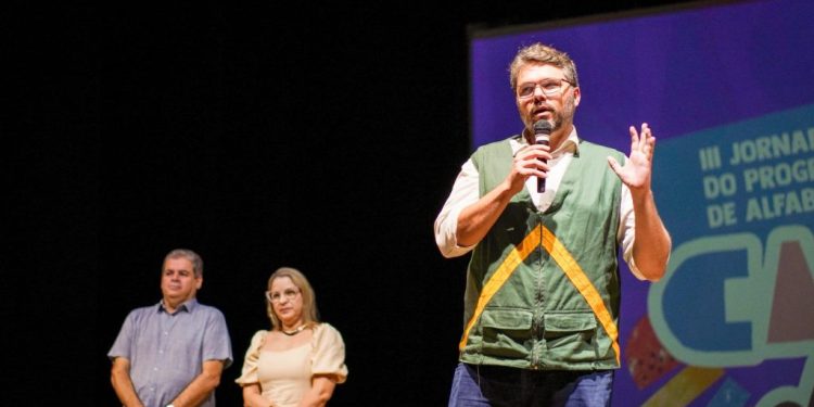 Seduc realiza III Jornada Formativa de Alfabetização do Programa Campina de A a Z
