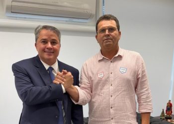 Senador Efraim Filho destina mais de R$ 2,6 milhões para a saúde de Sumé