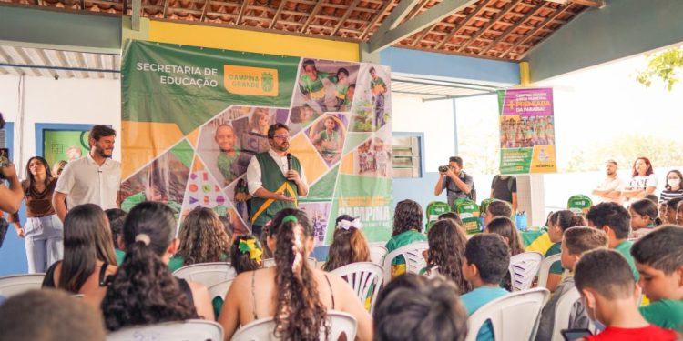 Sete estudantes da Rede Municipal vão representar Campina Grande em Olimpíada Internacional de Matemática, no Japão
