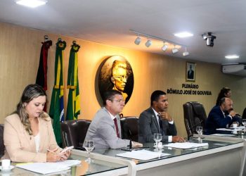 Veículo Leve sobre Trilhos (VLT) é tema destaque no legislativo municipal