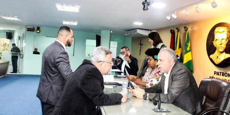 Vereador reforça convite para audiência pública com a ENERGISA na agenda da próxima semana Vereador reforça convite para audiência pública com a ENERGISA na agenda da próxima semana