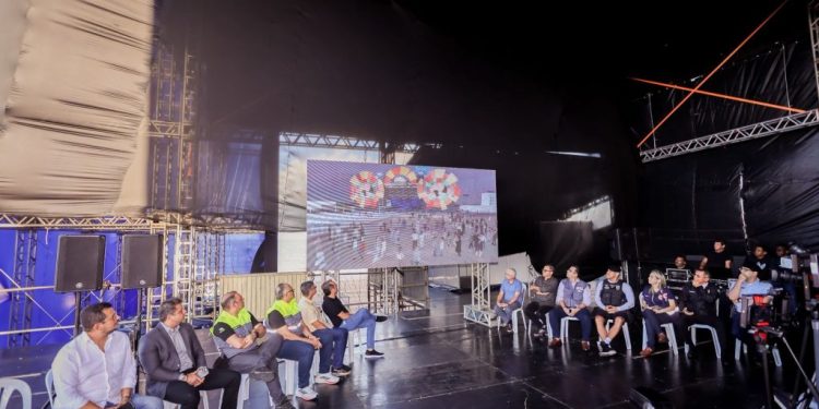 Espetáculo no dia 5 de agosto: Prefeitura apresenta plano de ação para o show de Roberto Carlos em comemoração aos 440 anos da Capital
