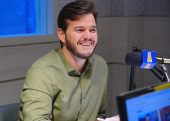 Prefeito anuncia licitação para primeira fase das obras de revitalização da Feira Central e projeta pacote de entregas na educação