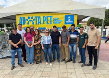 Campanha Adota Pet é sucesso em sua 2ª edição e população de Monteiro apoia adotando animais