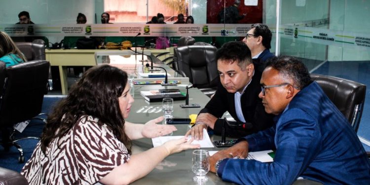 Em Sessão Ordinária, vereadores debatem saúde, educação e direitos sociais