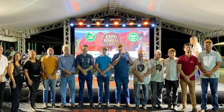 Expo Pombal 2025 inicia programação com exposição de animais e ações voltadas ao agronegócio