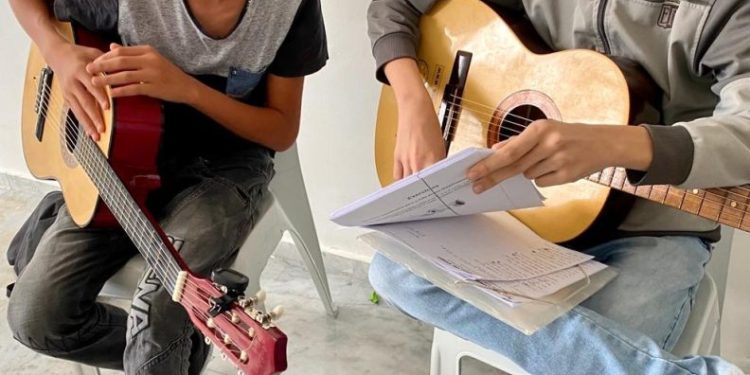 ENTRE IRMÃOS: Prefeitura de Campina Grande está com inscrições abertas para projeto que tem transformado o dia a dia de famílias atípicas ENTRE IRMÃOS: Prefeitura de Campina Grande está com inscrições abertas para projeto que tem transformado o dia a dia de famílias atípicas
