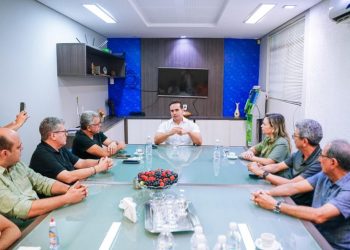 Governo destaca apoio ao comércio e desenvolvimento econômico de Campina Grande em reunião na CDL