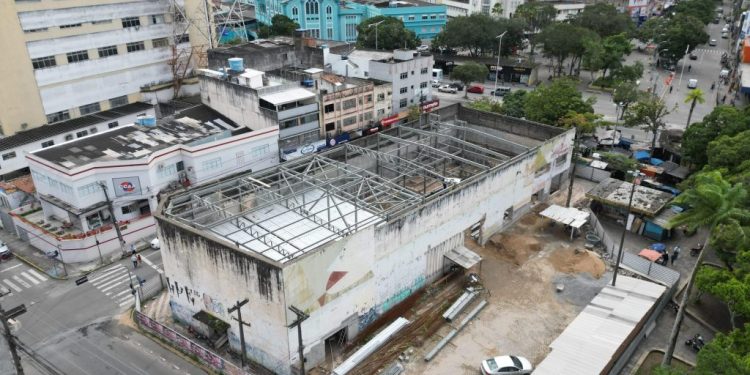 Prefeitura de Campina Grande avança na revitalização e Cine Capitólio já conta com 40% das obras executadas Prefeitura de Campina Grande avança na revitalização e Cine Capitólio já conta com 40% das obras executadas