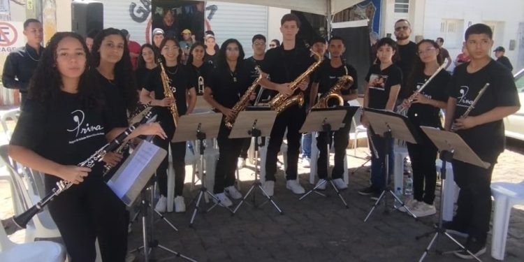 Secretaria de Cultura e Turismo de Monteiro leva Música, Arte e Achados Arqueológicos à feira livre de Monteiro Secretaria de Cultura e Turismo de Monteiro leva Música, Arte e Achados Arqueológicos à feira livre de Monteiro