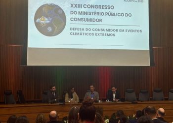 Procon-CG participa de congresso sobre defesa do consumidor em eventos climáticos extremos