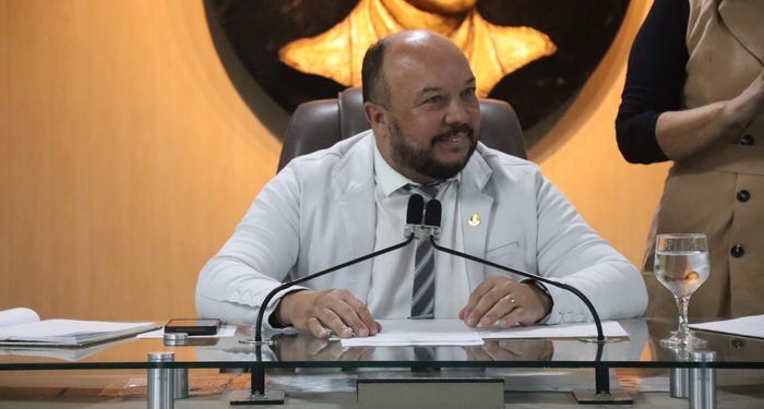 Presidente Saulo Germano anuncia primeira sessão itinerante da Câmara de Campina Grande