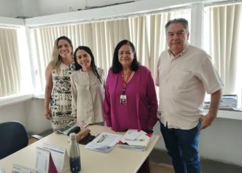 Secretária de Assistência Social de Sumé visita Cehap para acompanhar processo de finalização das 15 unidades habitacionais no município