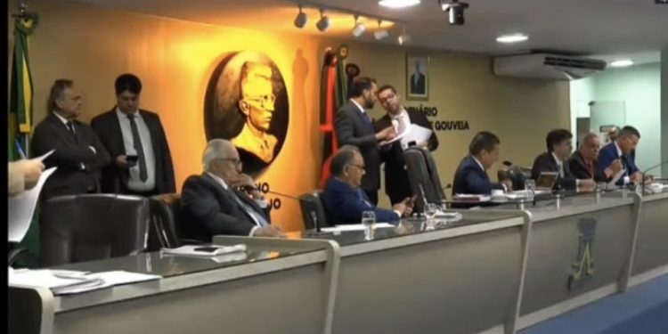 Assembleia aprova projeto que institui Política de Linguagem Simples nos órgãos da PB