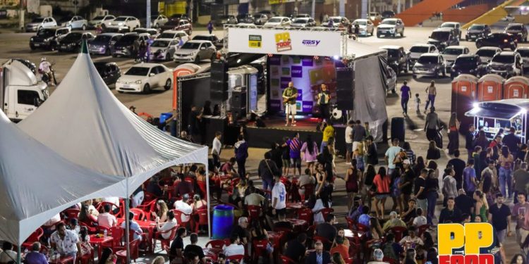 Cerca de 6 mil pessoas circularam pelo Parque do Povo, durante a 1ª edição do PP Food Festival Cerca de 6 mil pessoas circularam pelo Parque do Povo, durante a 1ª edição do PP Food Festival