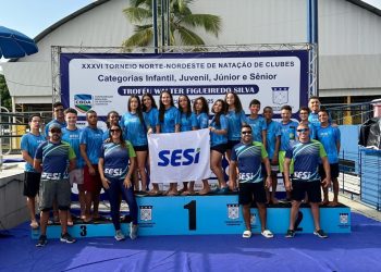Equipe do SESI Paraíba participa de torneio Norte-Nordeste de natação, em Recife, e conquista cinco medalhas