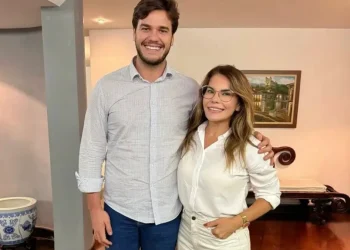 MUDANÇA:Fabiana assume Secretaria de Ciência e Tecnologia e cede cadeira na Câmara para o suplente Plínio Gomes