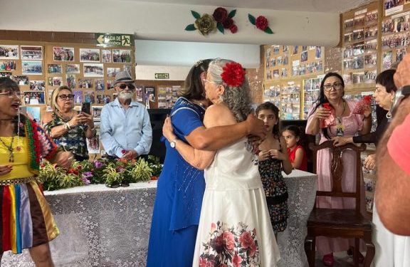 Miss Primavera 2025: Idosas do CMCI da Prefeitura de Campina Grande participam de mais uma edição do projeto no bairro dos Cuités