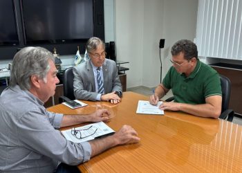 Município de Sumé assina Pacto Pela Primeira Infância e reforça compromisso com políticas para crianças de 0 a 6 anos