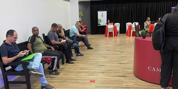 Prefeitura de Campina Grande inicia Feirão PCD com intensa movimentação no primeiro dia do evento Prefeitura de Campina Grande inicia Feirão PCD com intensa movimentação no primeiro dia do evento