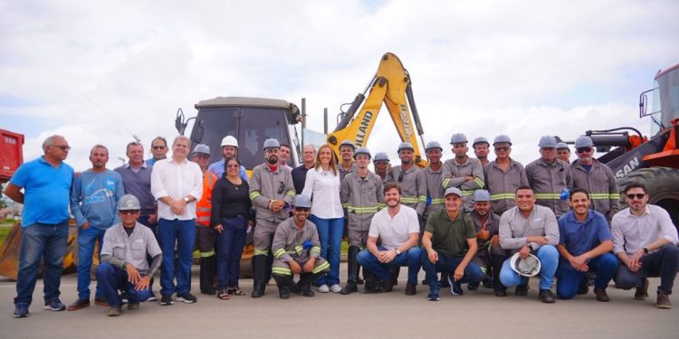Campina Grande dá início às obras do VLT com presença do prefeito Bruno Cunha Lima e lideranças políticas