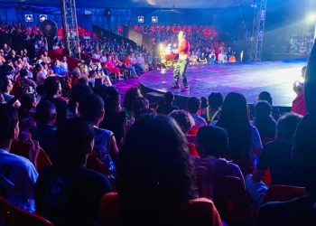Crianças e adolescentes atendidos pela Semas se emocionam com espetáculo no Circo Kroner, em parceria com a Prefeitura de Campina