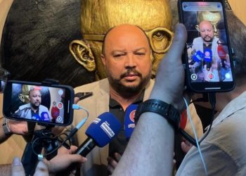 Saulo Germano propõe notificação obrigatória de casos de intoxicação por metanol em Campina Grande