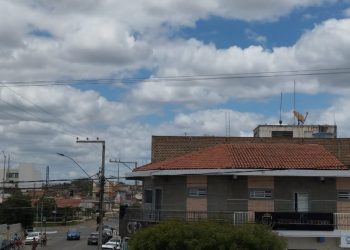 Secretaria de Administração notifica donos de prédios com para-raios para manutenção