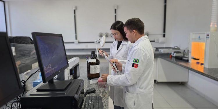 Pesquisadores da Paraíba desenvolvem tecnologia de ponta para detecção de bebidas adulteradas com metanol