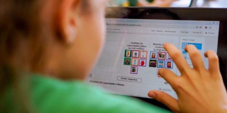 Estudantes da Rede Municipal de Campina Grande conquistam oito medalhas na Olimpíada Nacional de Educação Financeira 2025