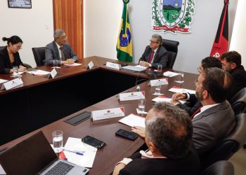 Governador João Azevêdo recebe embaixador da China no Brasil e fortalece relações diplomáticas e comerciais