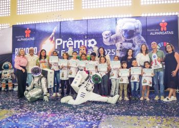 Mais de mil estudantes recebem o prêmio de “Aluno Nota 10” em Campina Grande