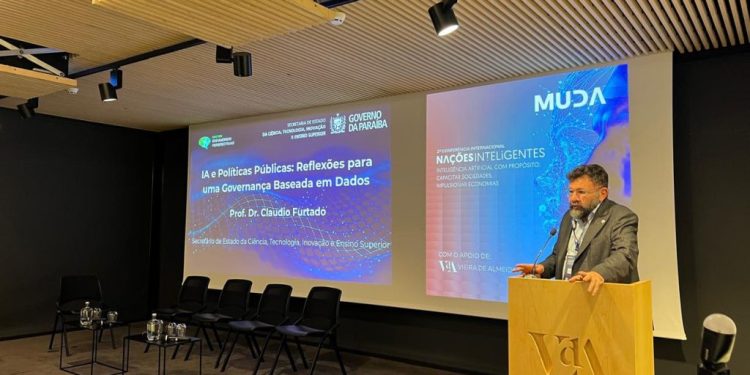 Projetos do Governo da Paraíba que usam IA são apresentados em conferência em Portugal