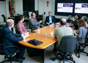 TCE-PB recebe ex-deputado Pedro Cunha Lima para apresentação das ações do Pacto Paraibano pela Primeira Infância