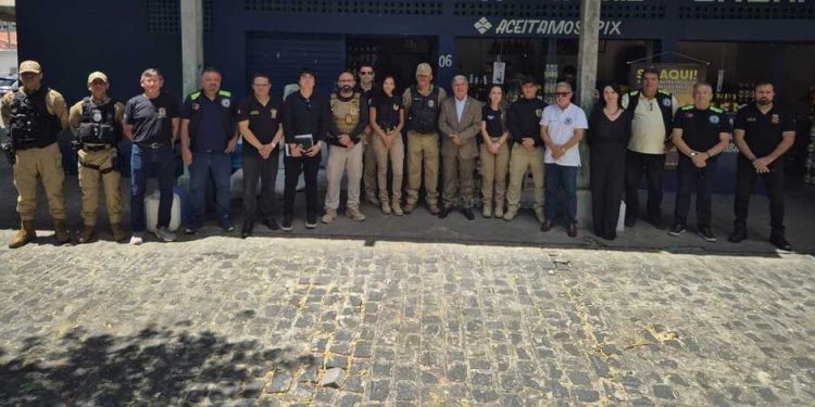 Alambique Clandestino: operação conjunta interdita duas fábricas de bebidas em CG