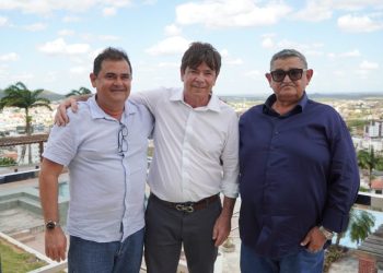 Indústria em movimento: presidente da FIEPB visita fábricas da Guaraves e reforça apoio ao setor produtivo da Paraíba